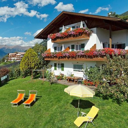 Haus Bernhard Apartment Schenna Exterior photo